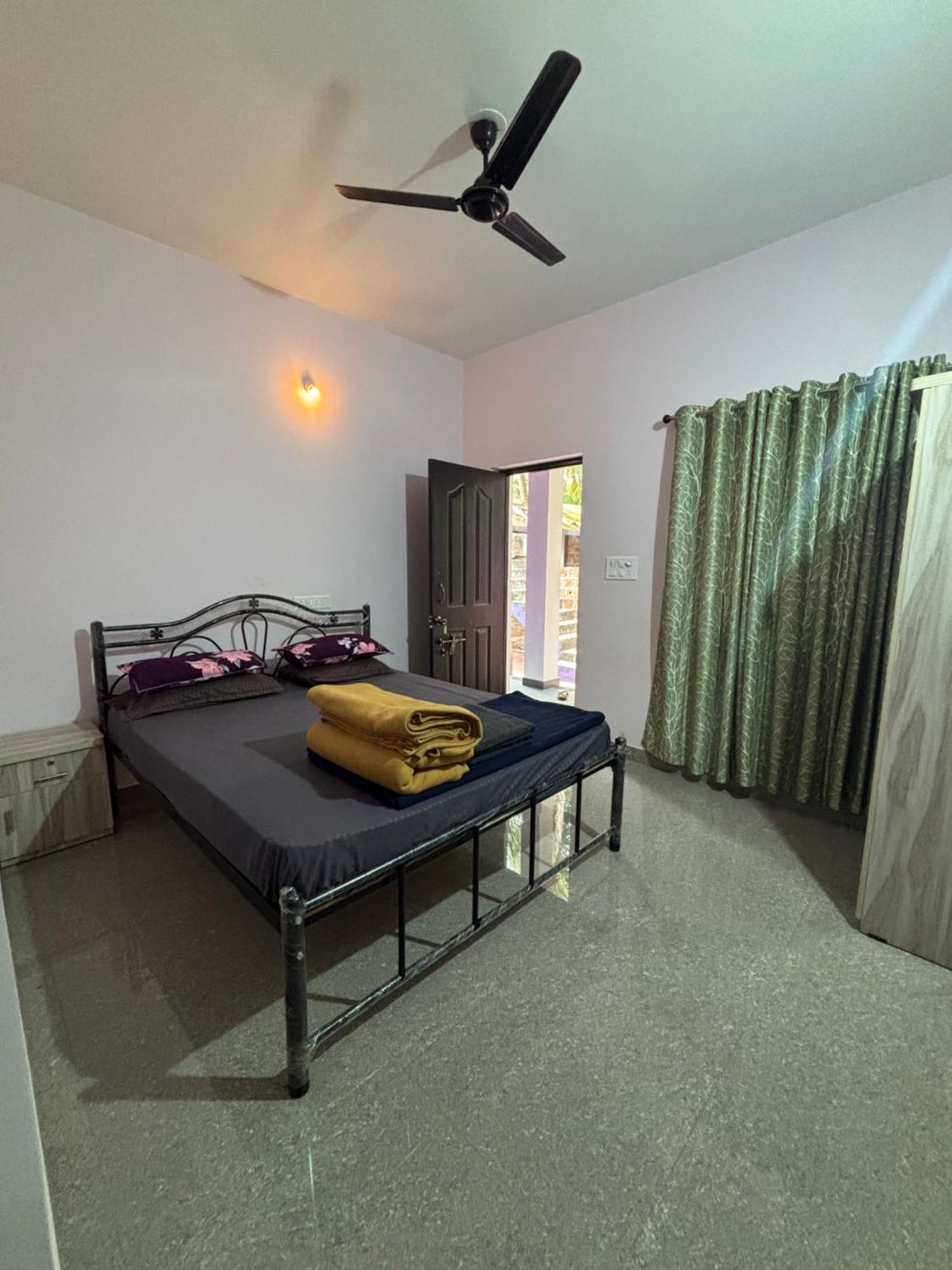 Tamasha Goa Vagator Hostel Eksteriør bilde